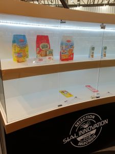 Tiga varian Crackers Kokola yaitu Cream Crackers Butter, Crackers Garlic Bread, dan Sugar Milky Crackers dipajang bersamaan sebagai produk inovasi crackers terbaik SIAL 2018.