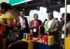 Kokola Group Menjadi Daya Tarik Pebisnis Dalam Food West Africa 2017 Antusias pengunjung Food West Africa yang ingin mengetahui ragam produk dari Kokola.