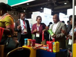 Antusias pengunjung Food West Africa yang ingin mengetahui ragam produk dari Kokola.