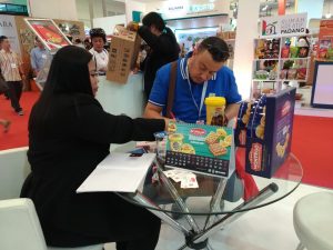 Menteri Perdagangan Enggartiasto Lukita meluncurkan pameran produk ekspor Trade Expo Indonesia (TEI) 2018 ke-33, Jumat, 20 April 2018, di kantor Kementerian Perdagangan, Jakarta Pusat. TEI merupakan pameran business-to-business terbesar di Indonesia bagi pembeli yang mencari produk Indonesia berkualitas tinggi dan berdaya saing.